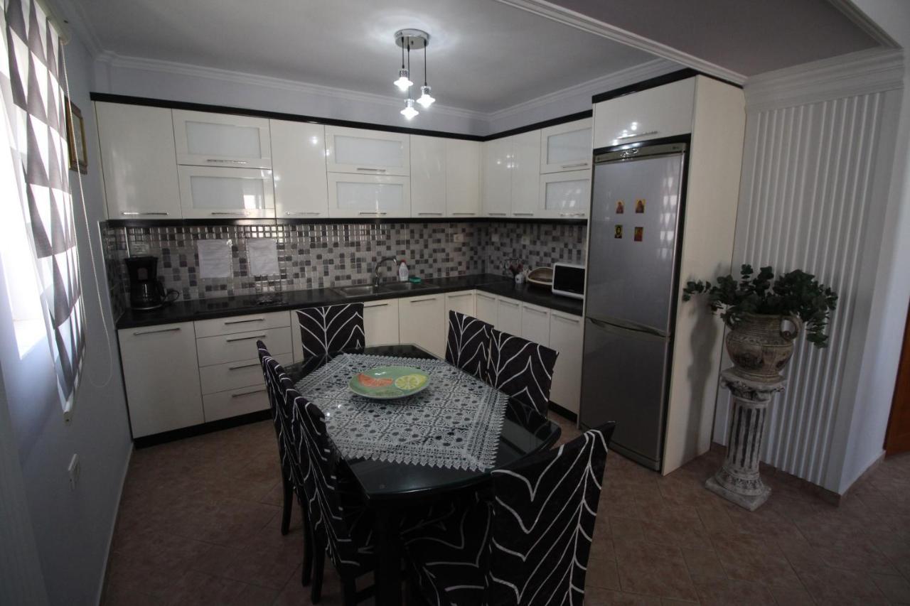 Irina Home Sarandë 外观 照片