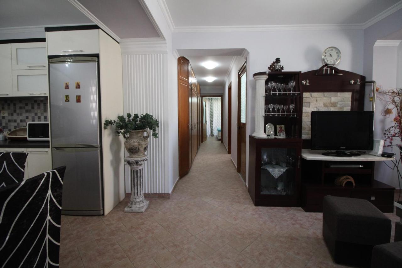 Irina Home Sarandë 外观 照片